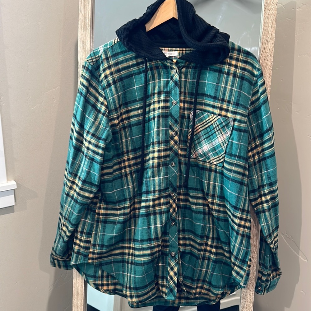 Maurices hooded button down